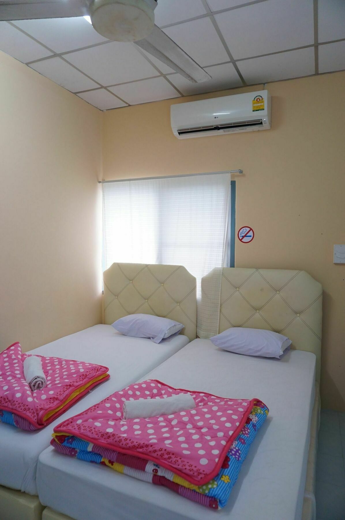 Ranong Boutique Hotel And Mall Ngoại thất bức ảnh