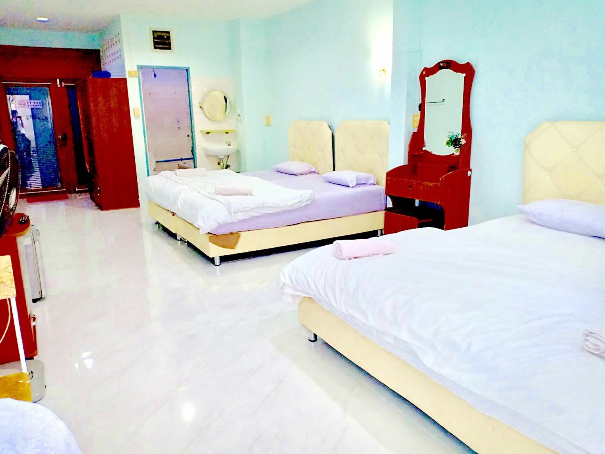 Ranong Boutique Hotel And Mall Ngoại thất bức ảnh